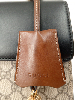 Сумка Gucci Padlock GG Supreme Top Handle Bag