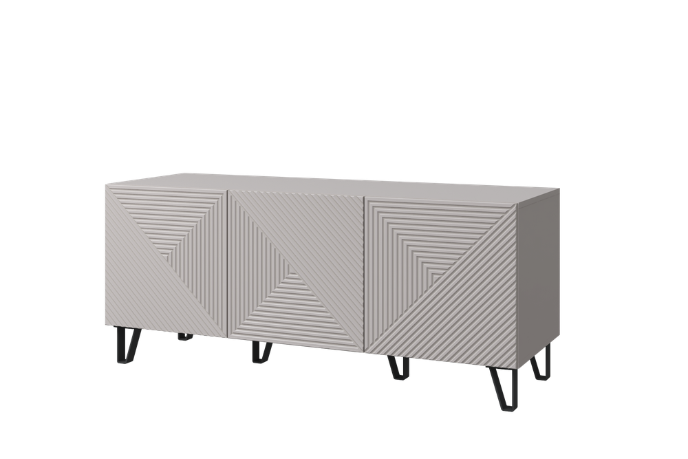 Солана Тумба под ТВ