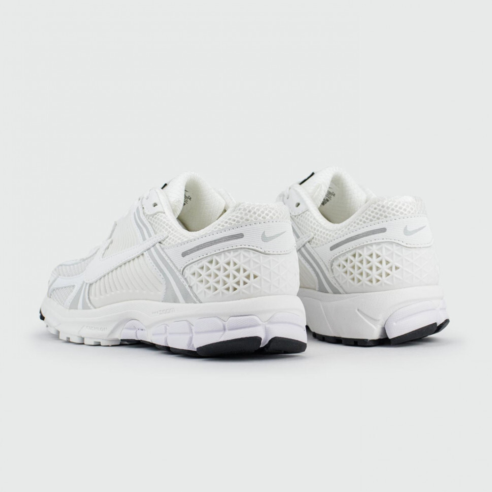кроссовки Nike Zoom Vomero 5 White Wmns