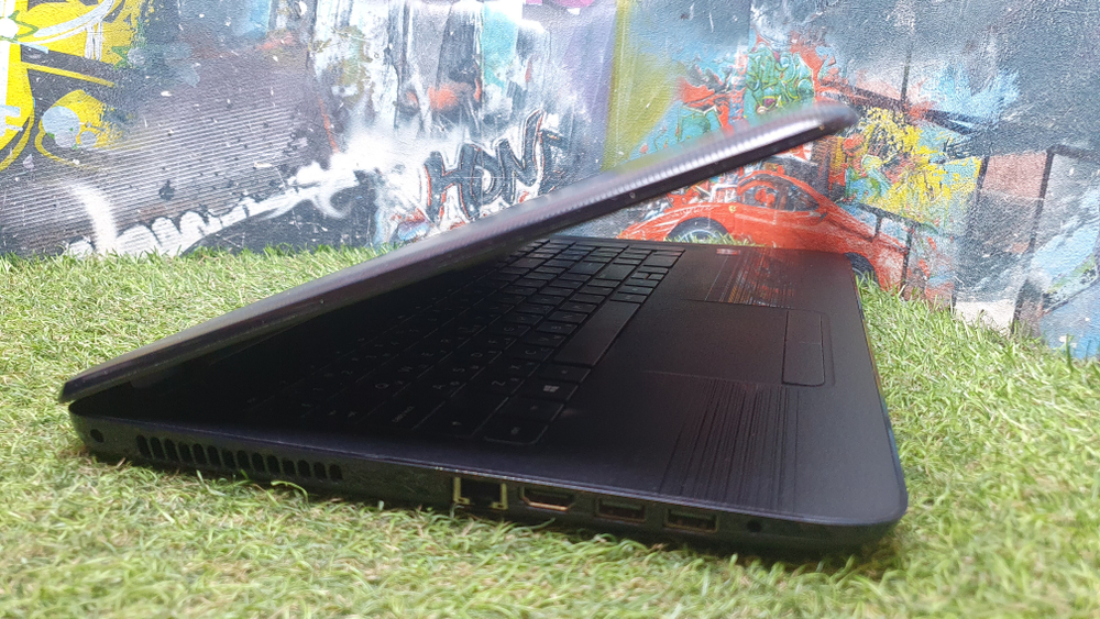 Ноутбук HP AMD A6/16Gb/R5 M430 2Gb/FHD/15-ba055ur X5D97EA/Windows 10