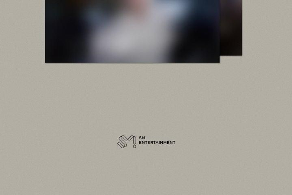 Альбом SUHO - Grey Suit 2nd Mini Album PHOTO BOOK 2 Version SET