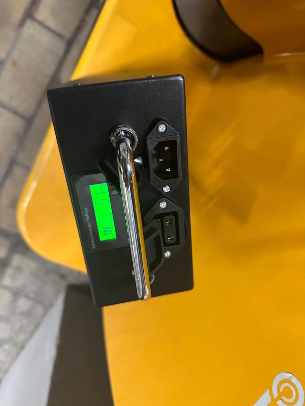 Аккумуляторная батарея для ситикоко 60V/25Ah с двумя портами Аккумуляторная батарея для ситикоко 60V/25Ah с двумя портами фото №2