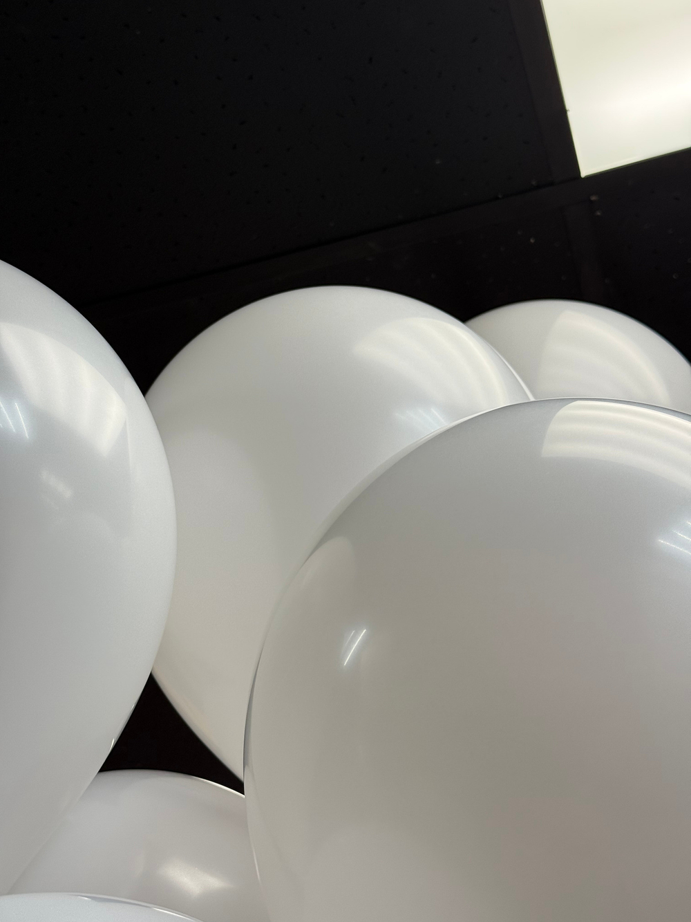 АКЦИЯ! 30 гелиевых шаров