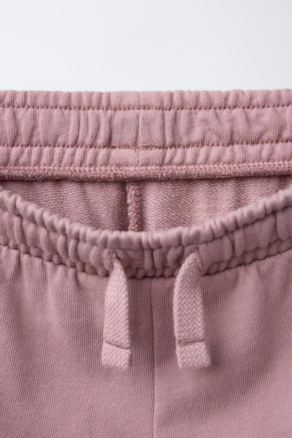 ZARA ШОРТЫ-БЕРМУДЫ ИЗ МЯГКОЙ ТКАНИ, РОЗОВЫЙ/ЛИЛОВЫЙ