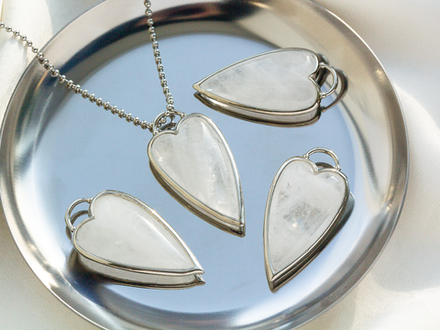 Подвеска "Сердце" 37,5мм, из белого кварца