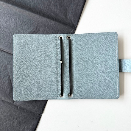 Обложка мидори А6 без карманов на хлястике