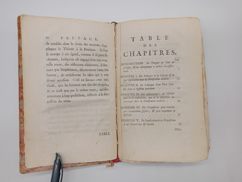 "Essai sur la fortification. Эссе об укреплении.". Henrik Horft (Генрих Горст ). 1744 г.