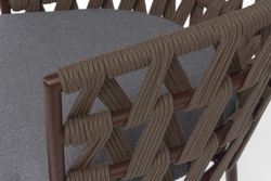 "Диего" стул барный плетеный из роупа, каркас из стали коричневый (RAL8016) муар, роуп коричневый круглый, ткань темно-серая 027