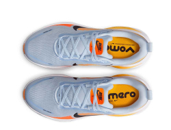 Мужские беговые кроссовки Nike Vomero 18 M голубо-оранжевые