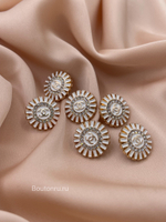 Пуговицы Шан. Белые золото эмаль стразы 16,5 мм