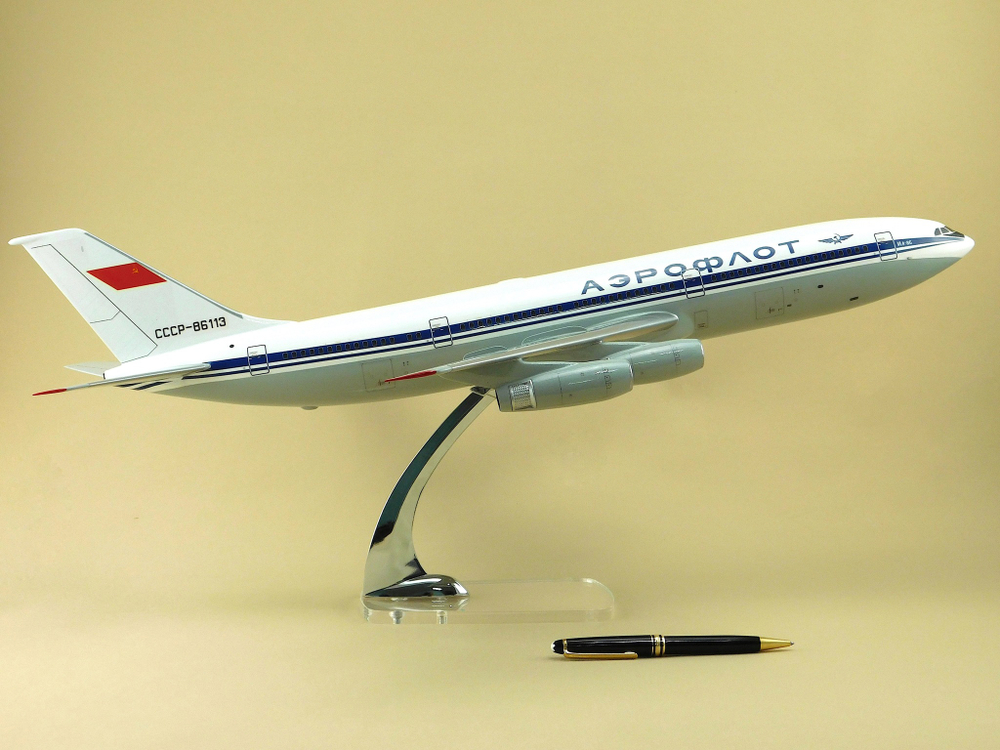 Модель самолета Ил-86 (М1:100, Аэрофлот СССР-86113)