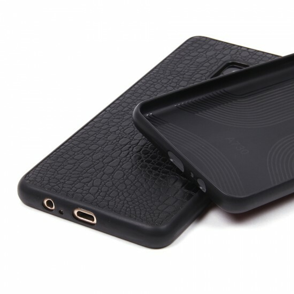 Панель из экокожи Рептилия для Samsung Galaxy A8+ (2018), 010027 Коричневый