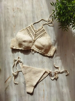 Вязаный купальник