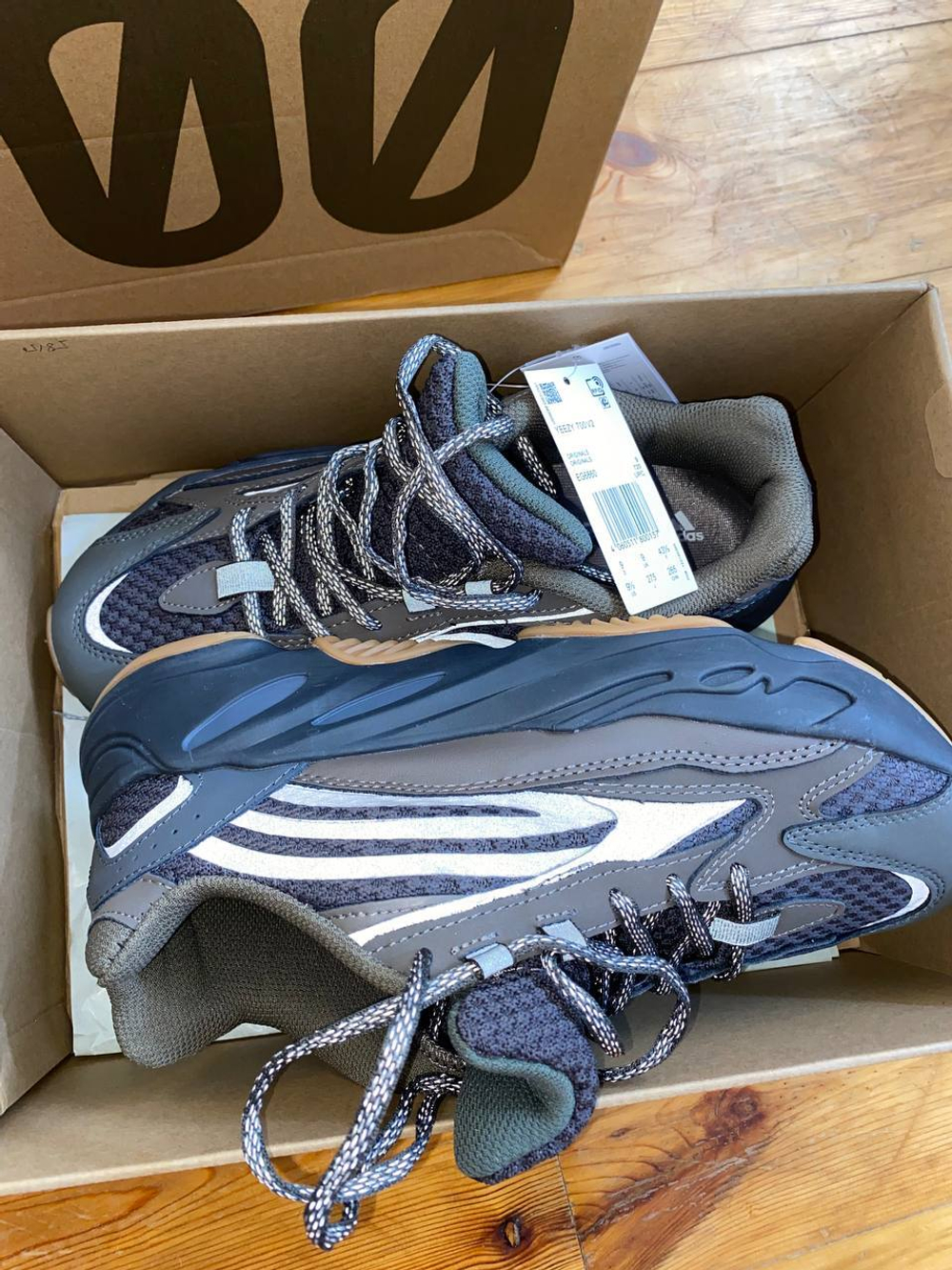 Sale! Кроссовки Adidas Yeezy Boost 700 v2 "Geode" - 43 EUR