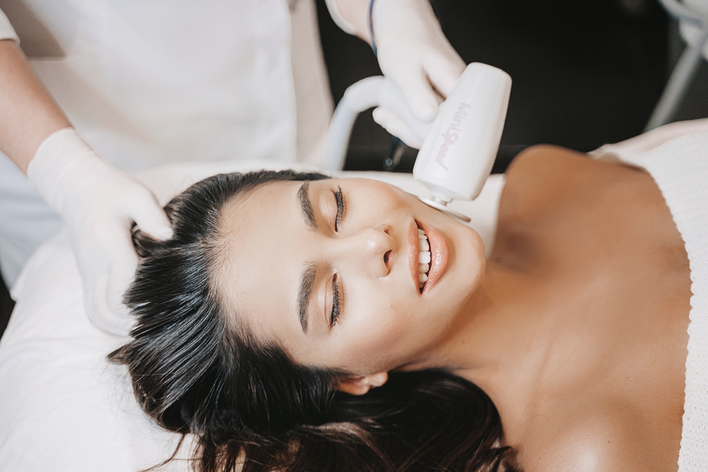 Подарочный сертификат на услуги в инновационную клинику Enhel Medical Wellness Dome