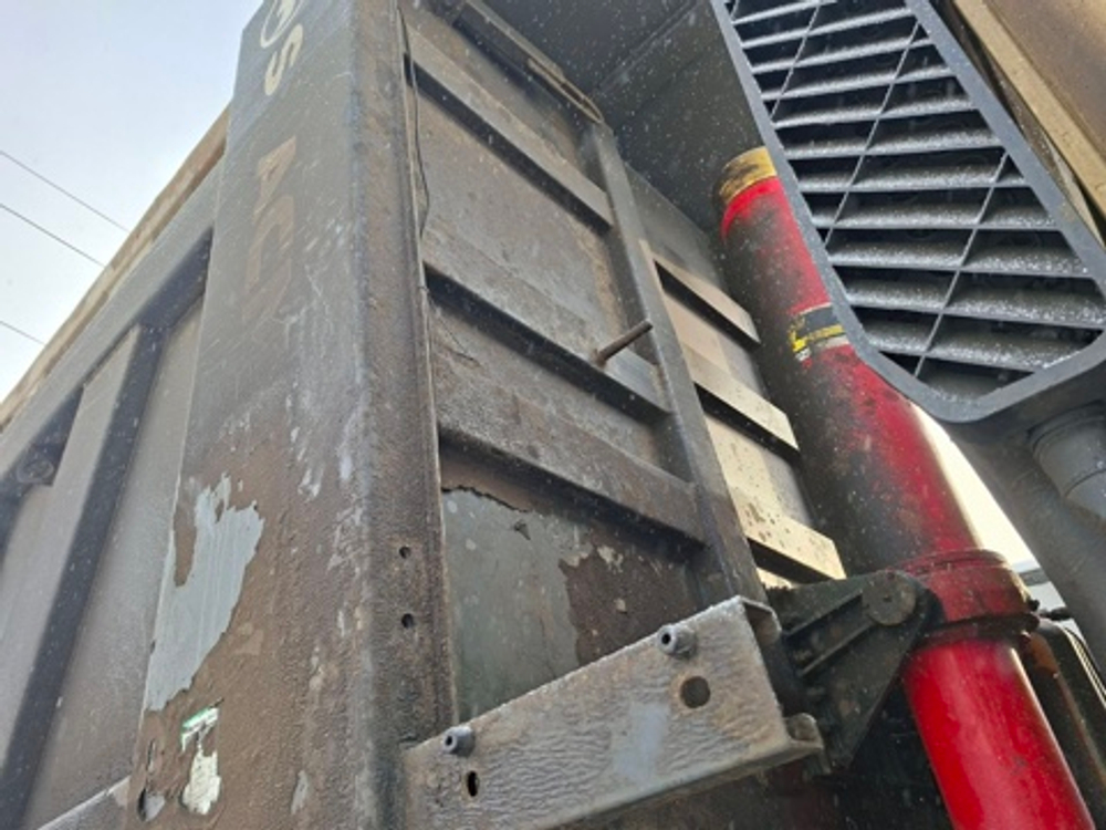 Shacman (Shaanxi) SX* 8x4 Самосвал SX331863366 (Дизельный, 12,5 л, 544 л.с., МТ)