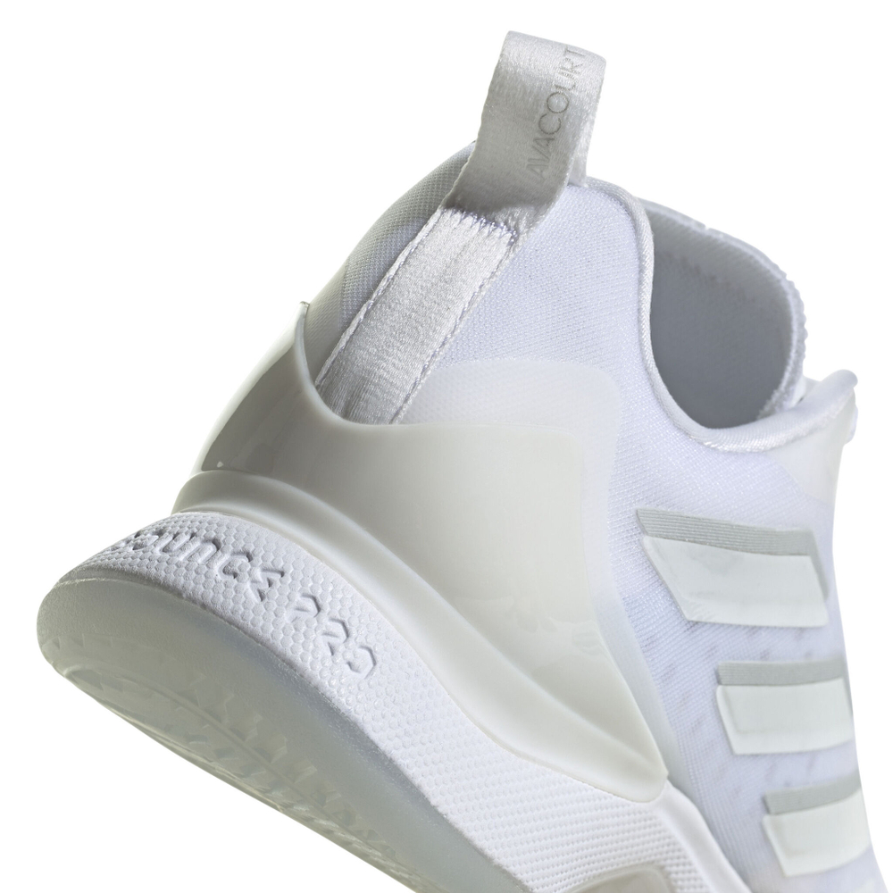 Женские теннисные кроссовки adidas Avacourt All Court Shoe Women - White, Grey
