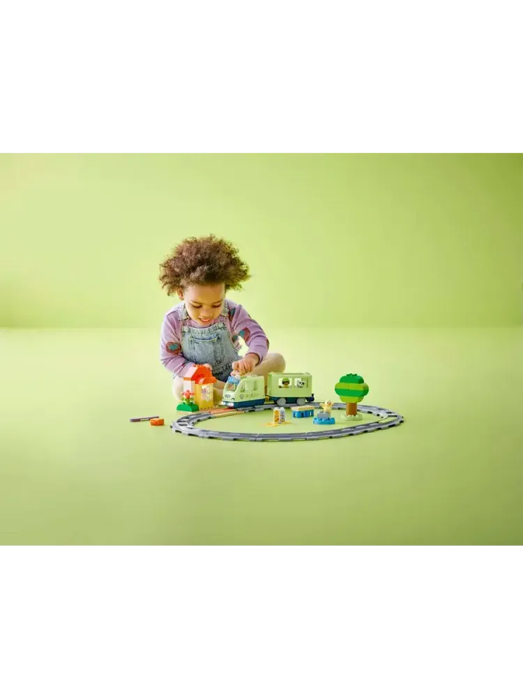 Конструктор DUPLO Town 10427 Интерактивный поезд
