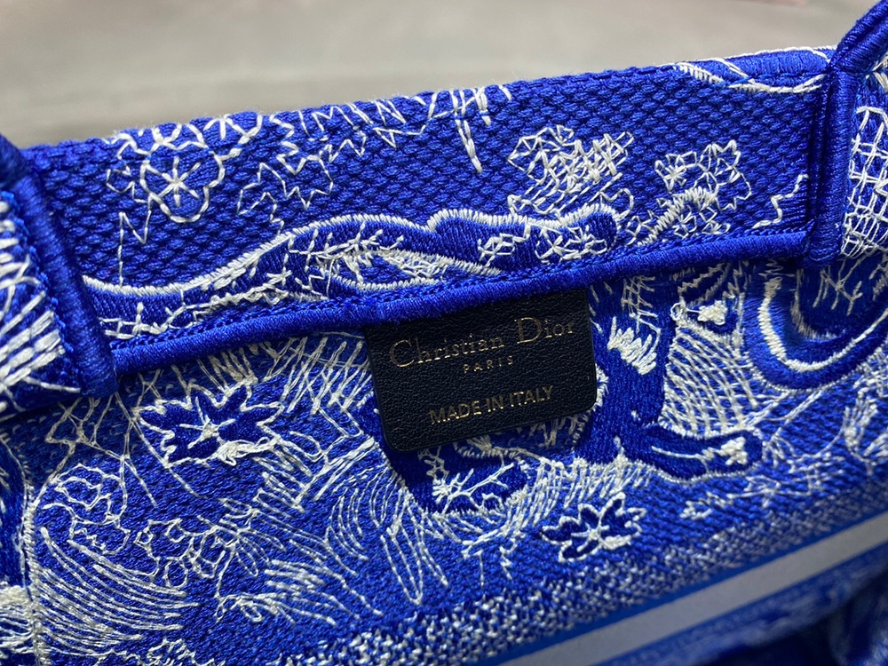 Christian Dior Book Tote 36 cm