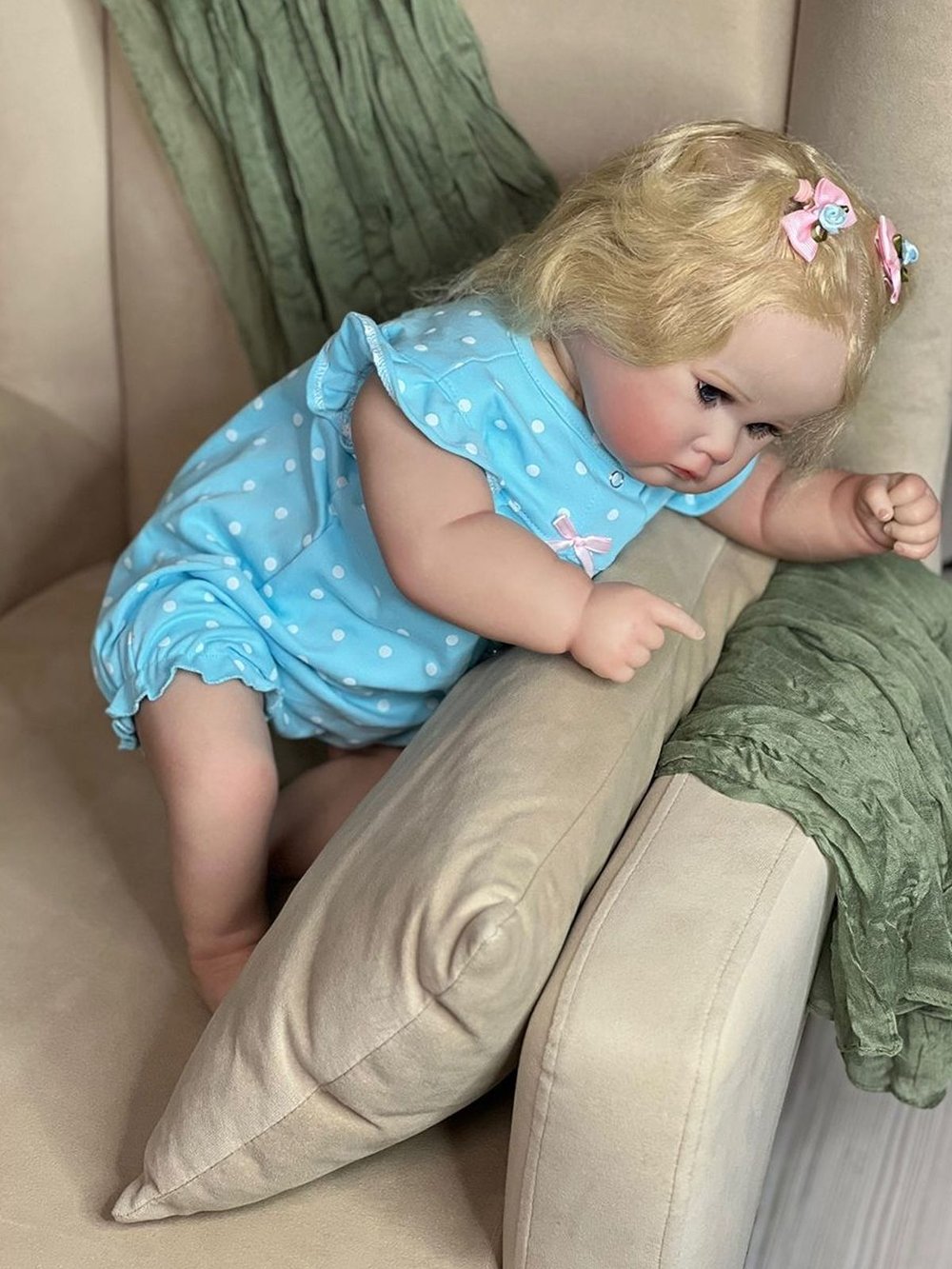 Кукла Реборн мягконабивная 60см в пакете (FA-005A)