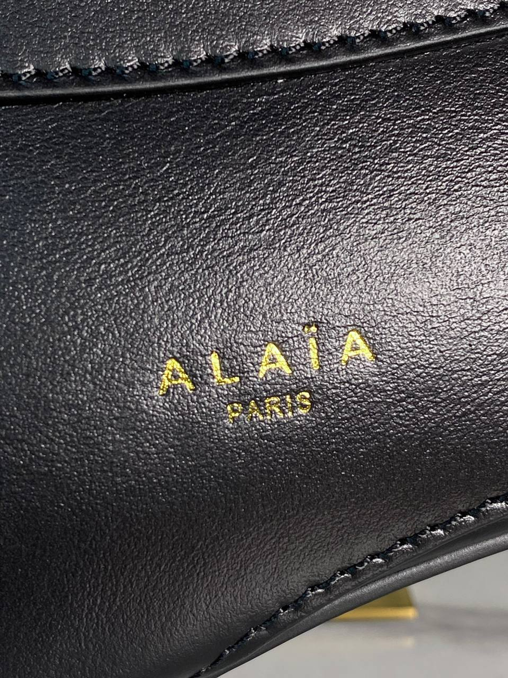 Сумка Alaia