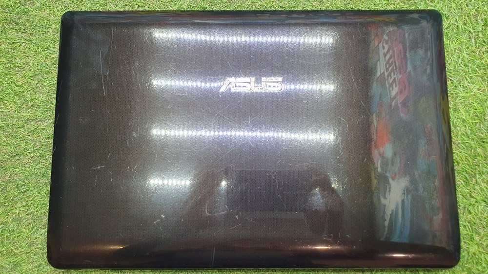 Ноутбук ASUS Pentium/4Gb