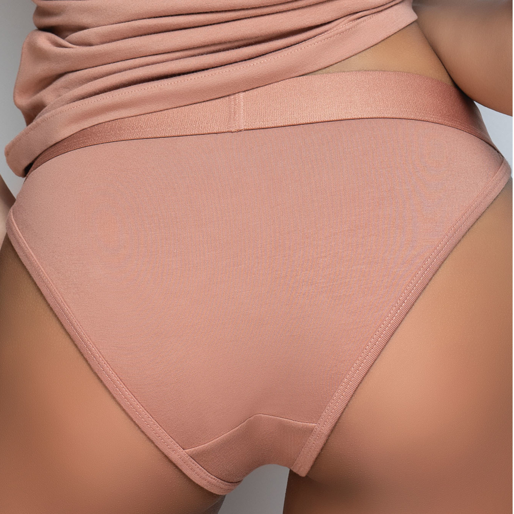 Женские трусы танга бежевые Opium T-106