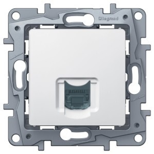 Etika Розетка RJ45 кат5Utp.белая 672241