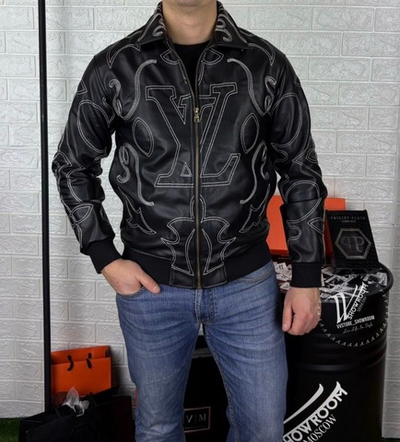 Кожаная куртка Louis Vuitton с вышивками