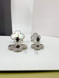 Серьги Van Cleef & Arpels 2 см