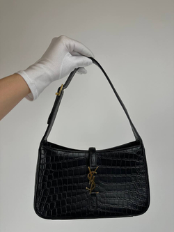 Сумка Saint Laurent Le 5 à 7