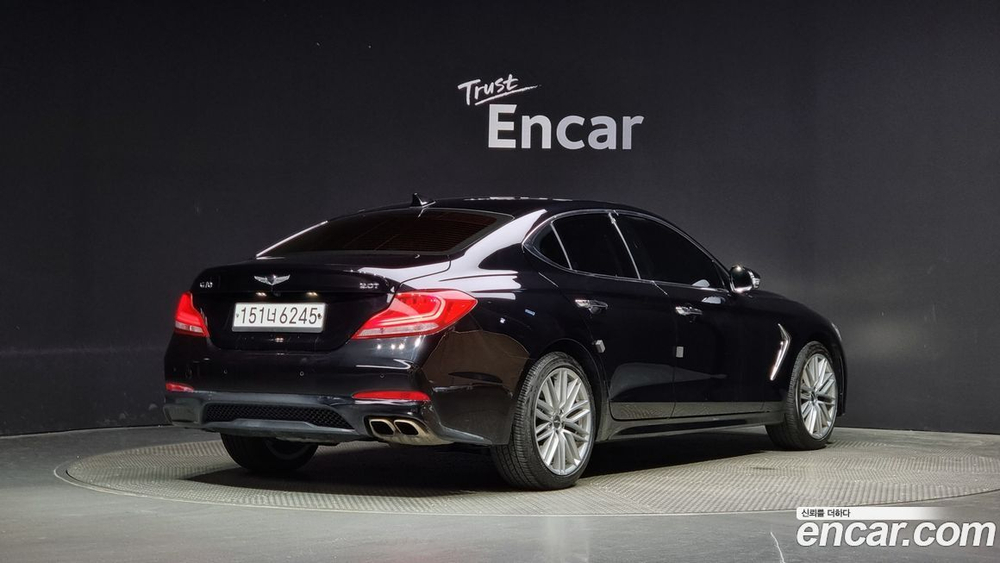 Genesis G70 2.0T (10.2019)