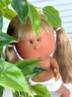 Кукла Nines виниловая 30см MIA LATINA без одежды (3000WL7)