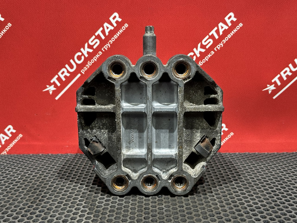 Подушка двигателя передняя 2017г.