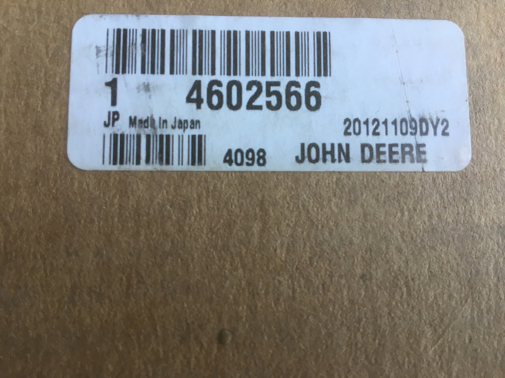 Стекло двери нижнее John Deere 4602566