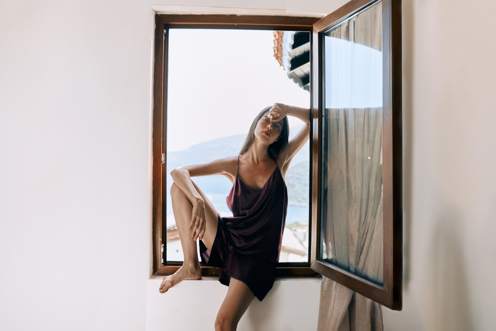 Топ шелковый на подкладке Mollen бордовый