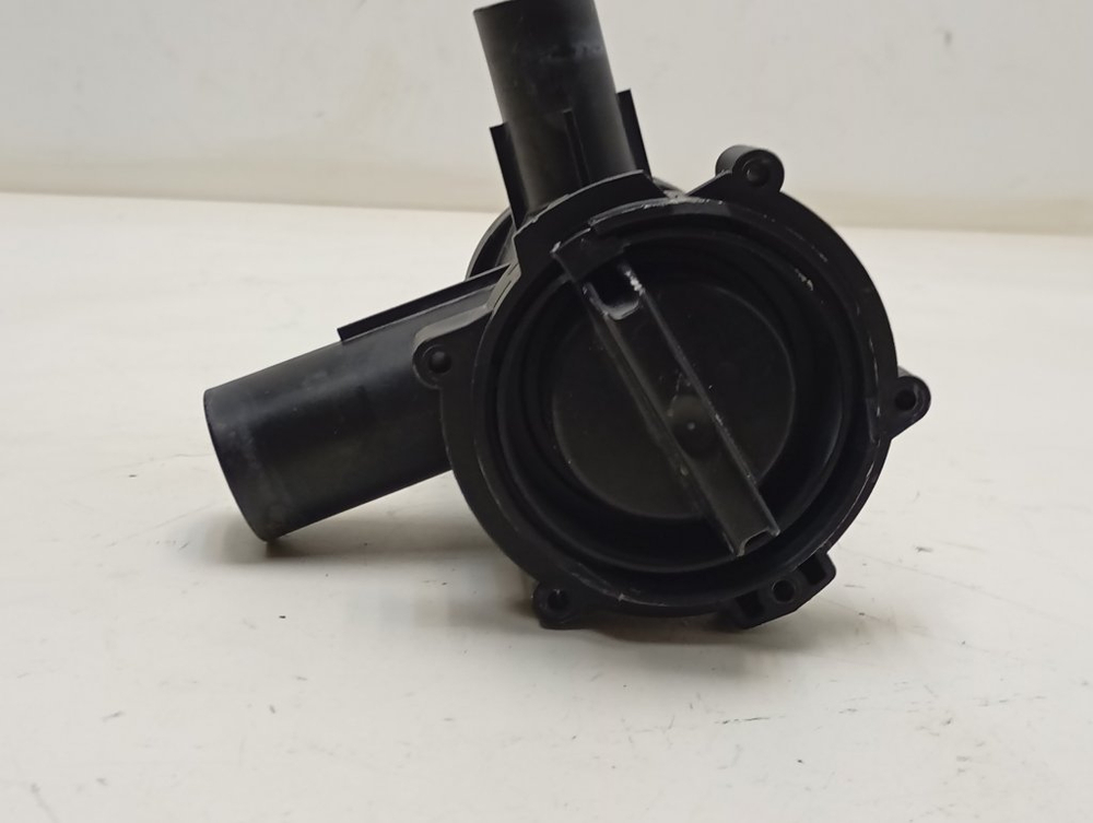 WLF20181CE/18 кт38 Улитка сливного насоса для стиральной машины Bosch б/у