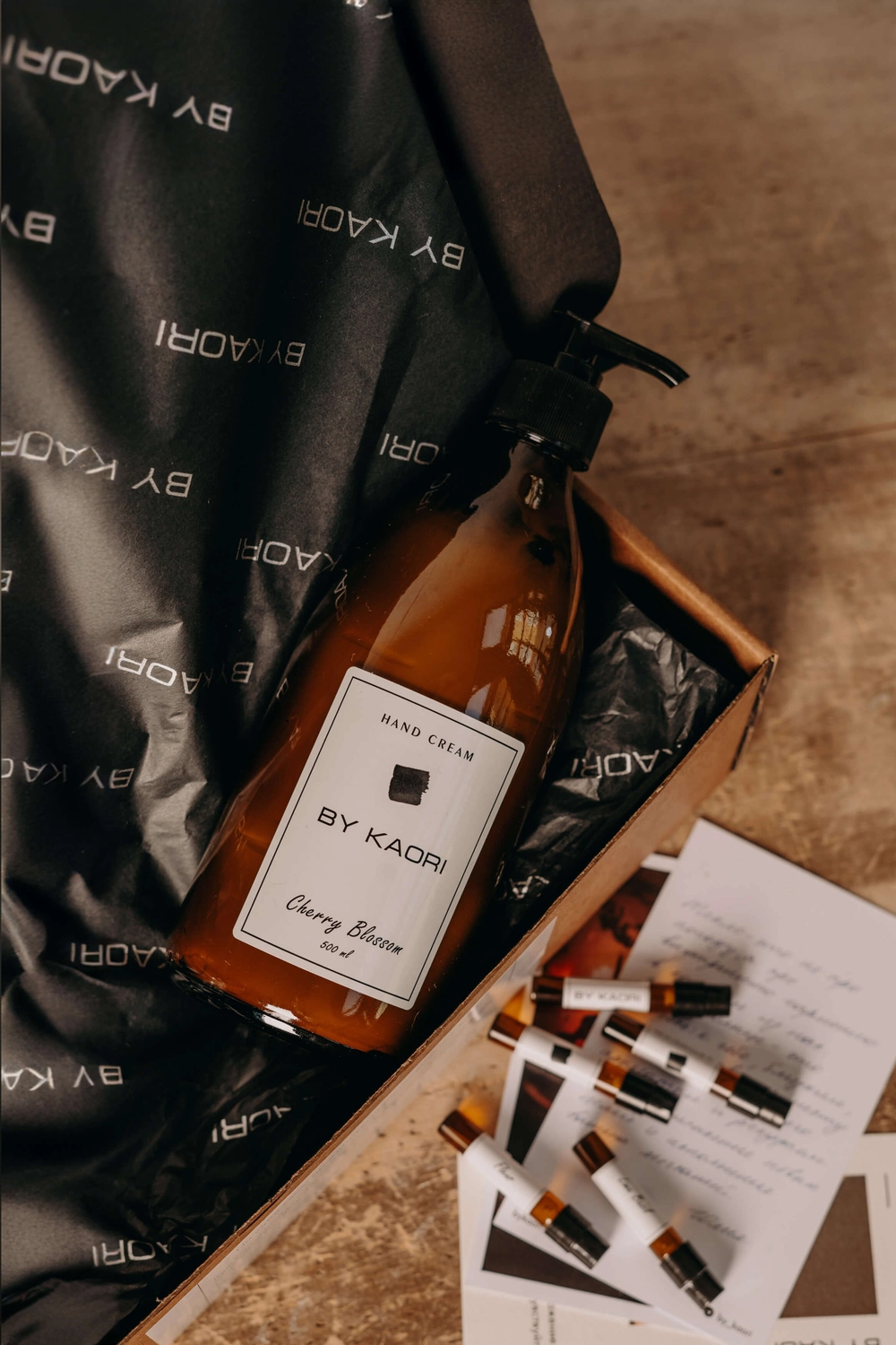 Крем-эмульсия для рук TOBACCO VANILLA