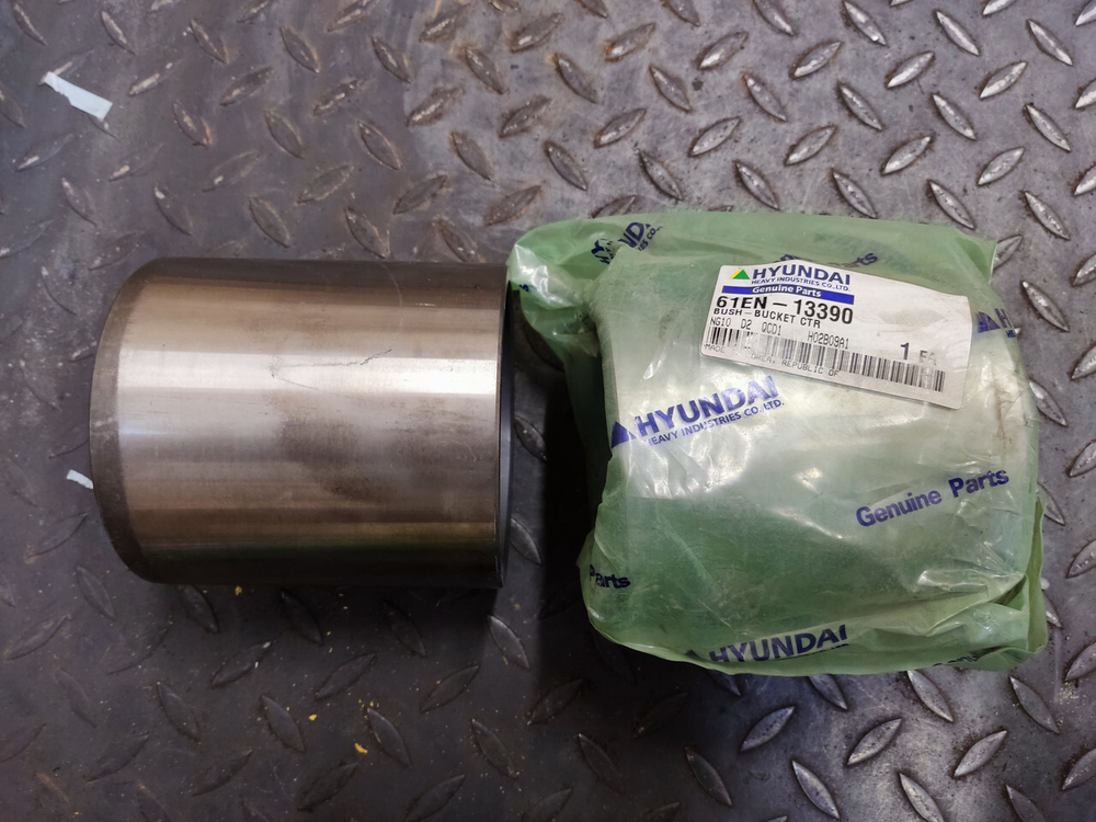 Втулка 61EN-13390