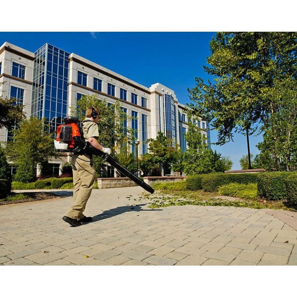 Husqvarna 580BTS воздуходув бензиновый 4.2 л.с, 3.1 кВт, 92 м/с 9666296-01