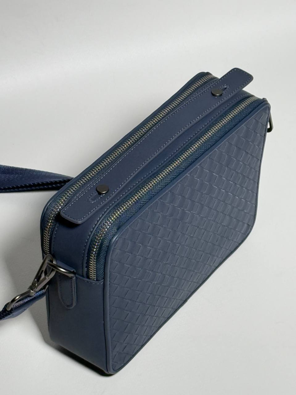 Сумка-мессенджер Bottega Veneta, арт. 477549934