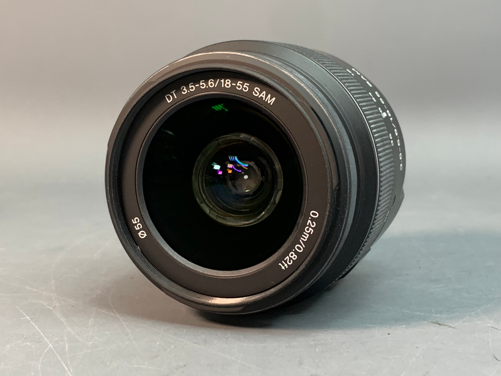 Sony Alpha SLT-A33 Kit 18-55