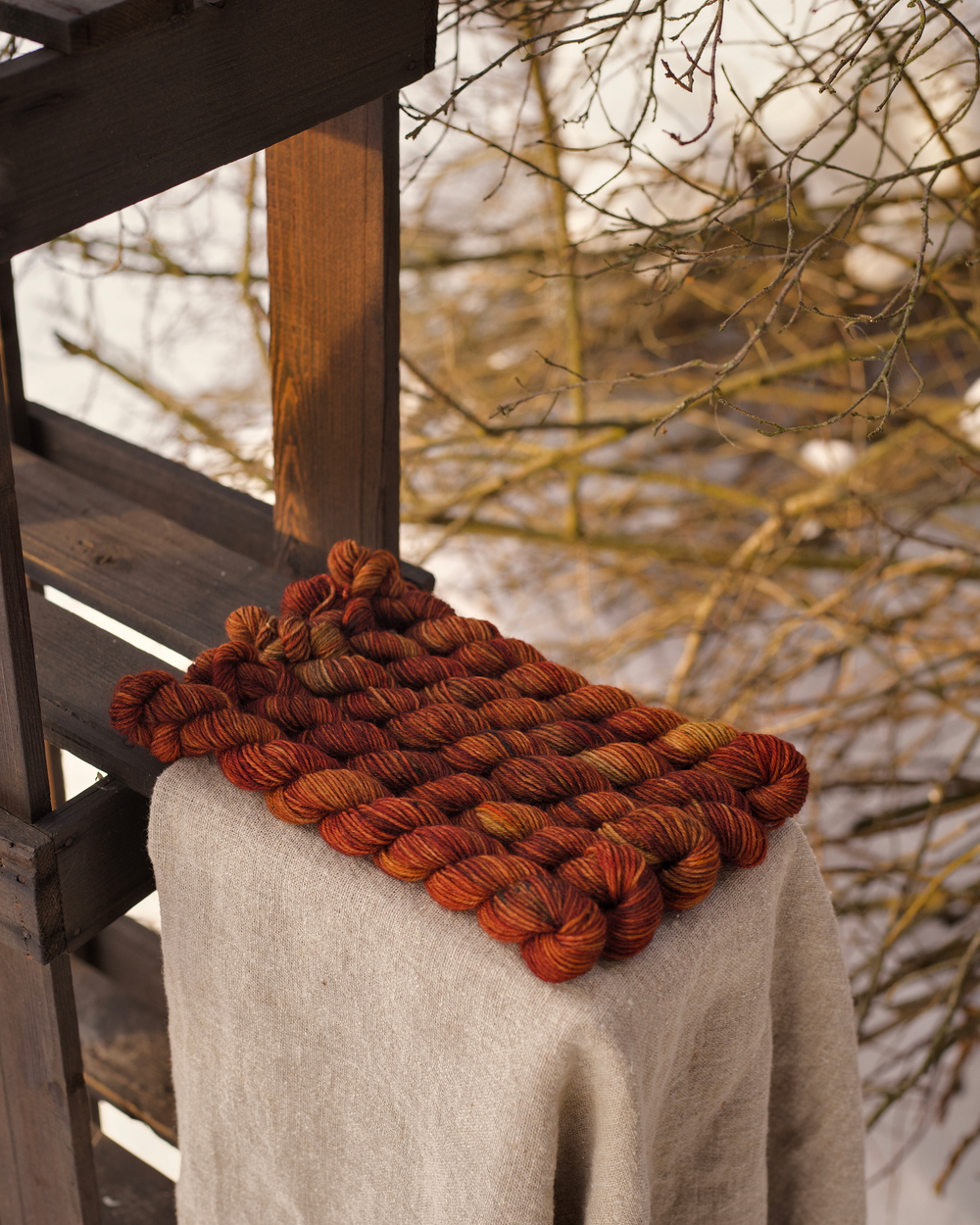 Носочная пряжа с добавлением шерсти "Каштановый" 20 г