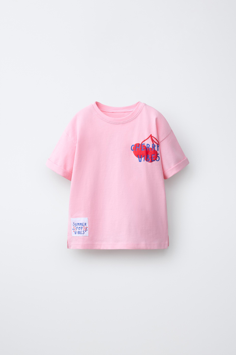 ZARA ФУТБОЛКА С РЕЛЬЕФНЫМ ПРИНТОМ «ВИШЕНКИ», БЛЕДНО-РОЗОВЫЙ