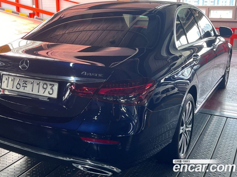 Mercedes-Benz E-Class W213 E300e 4MATIC Exclusive (06.2023)