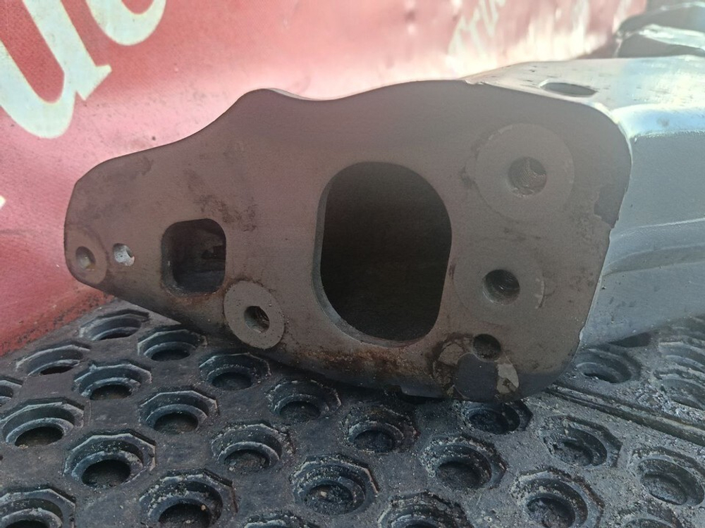 Усилитель переднего бампера 2021г