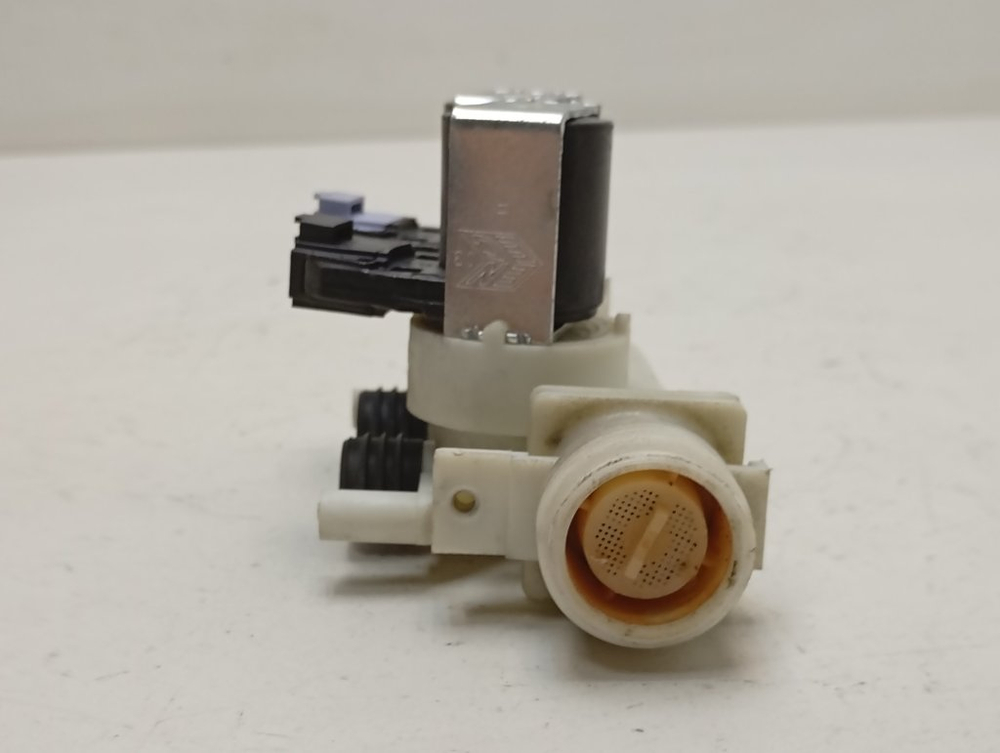 RST602 кт66 Клапан подачи воды для стиральной машины Hotpoint-Ariston W16003150500 б/у
