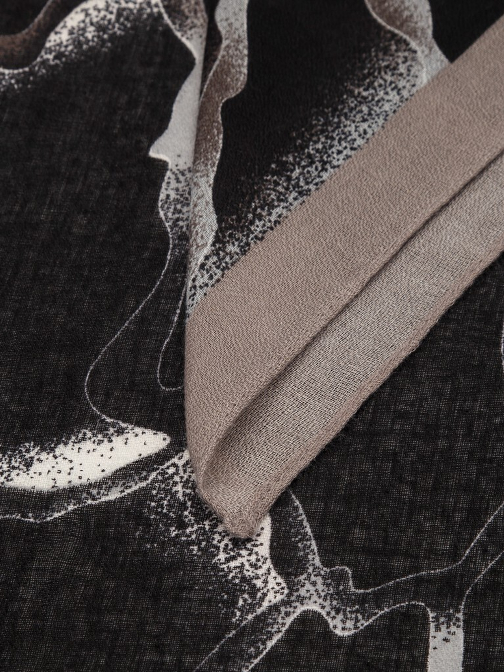 Палантин LG27-176-01, черный