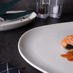 Блюдо овальное 32*27 см h3,5 см White Island By Bone Innovation [6]