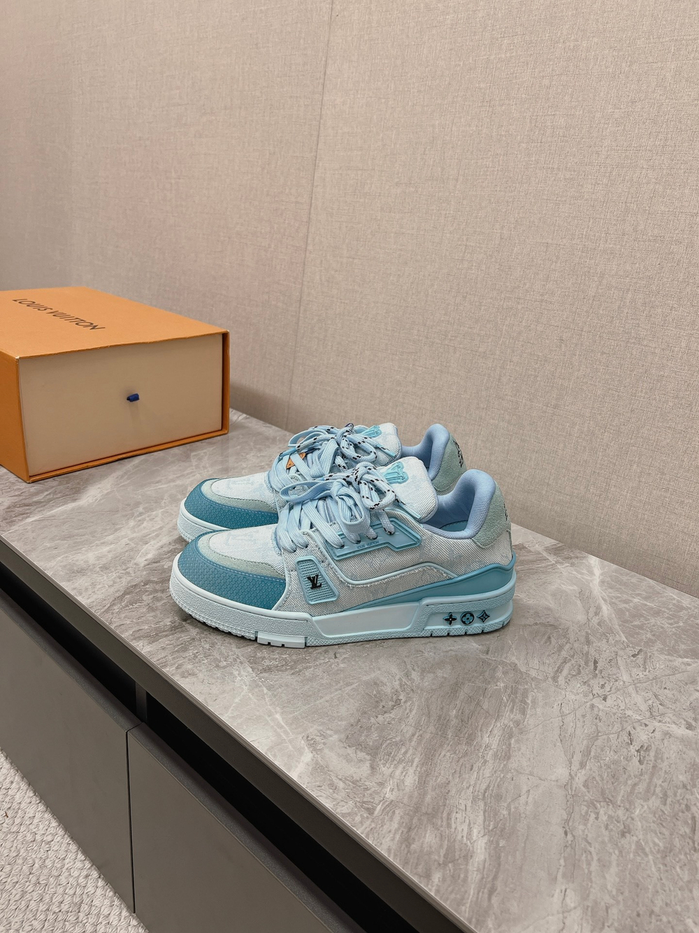 Louis Vuitton Trainer (5 colors)